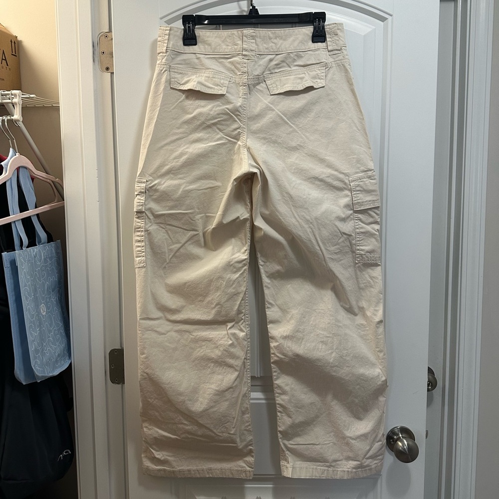 Hollister High Rise Vintage Baggy Cargo Pants - Picture 2 of 5